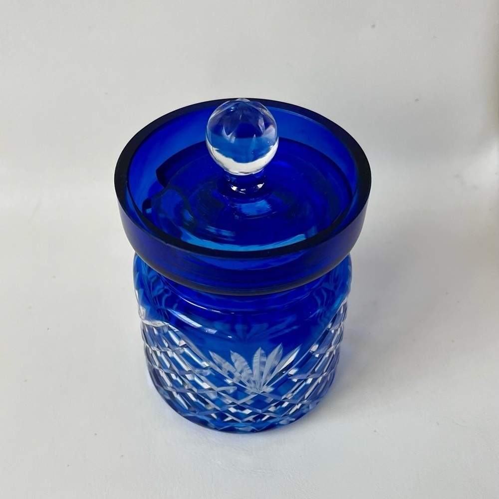 Cobalt Blue Cut To Clear Crystal Biscuit Jar - Picture 10 of 11